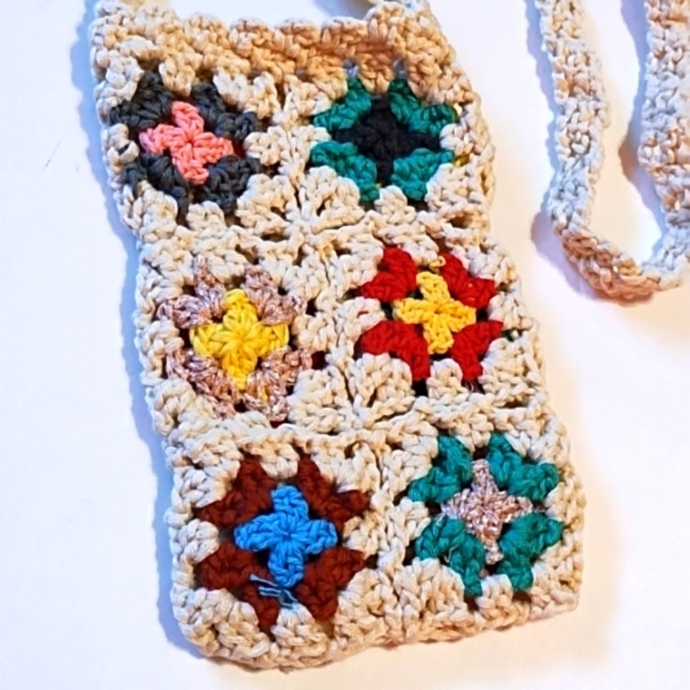 NWT Colorful Crochet Crossbody Bag - Picture 2 of 8